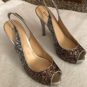 NWOT Guess glitter heels